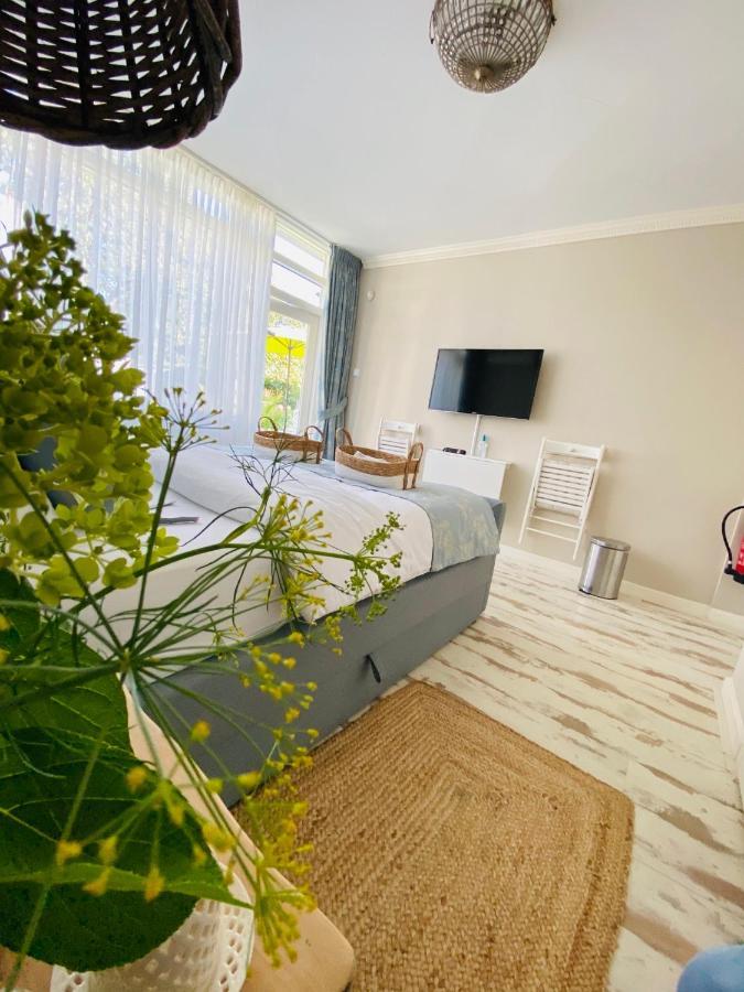 De Tuinkamer-----Privé diner op de kamer mogelijk!!! Hoogeveen Extérieur photo